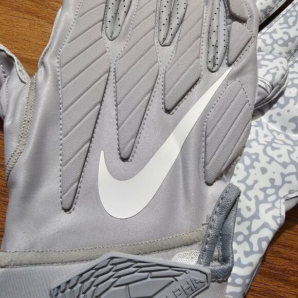 Nike Superbad Football Gloves Grey White 3XL Receiver Padded Rubber Camo New - Picture 6 of 12